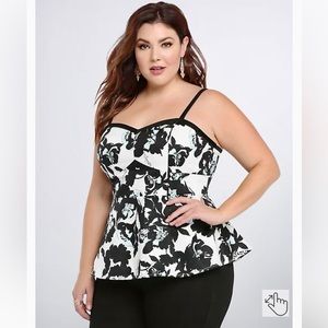 Torrid Sz 4 peplum top